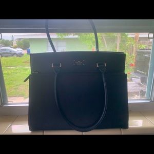 Black Kate Spade Purse. Like New!